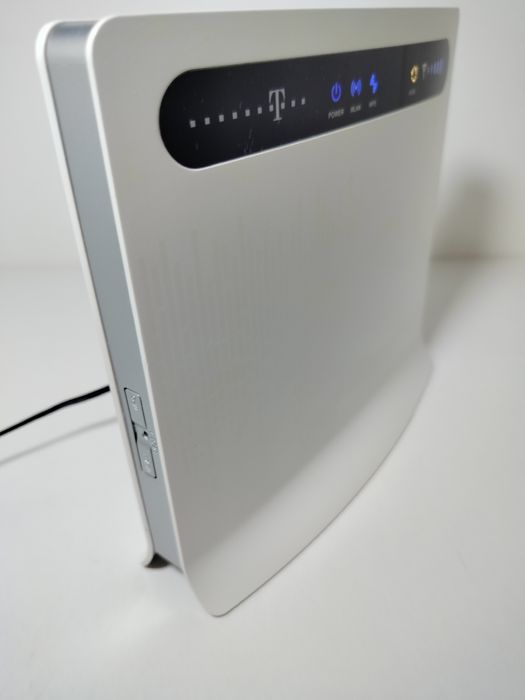 HUAWEI Router na kartę SIM 4G LTE model do internetu laptopa tabletu