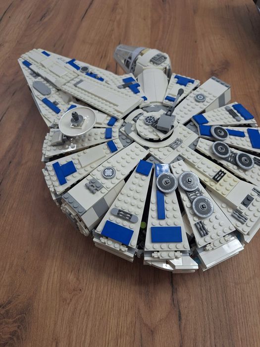LEGO 75212 Star Wars - Sokół Millennium