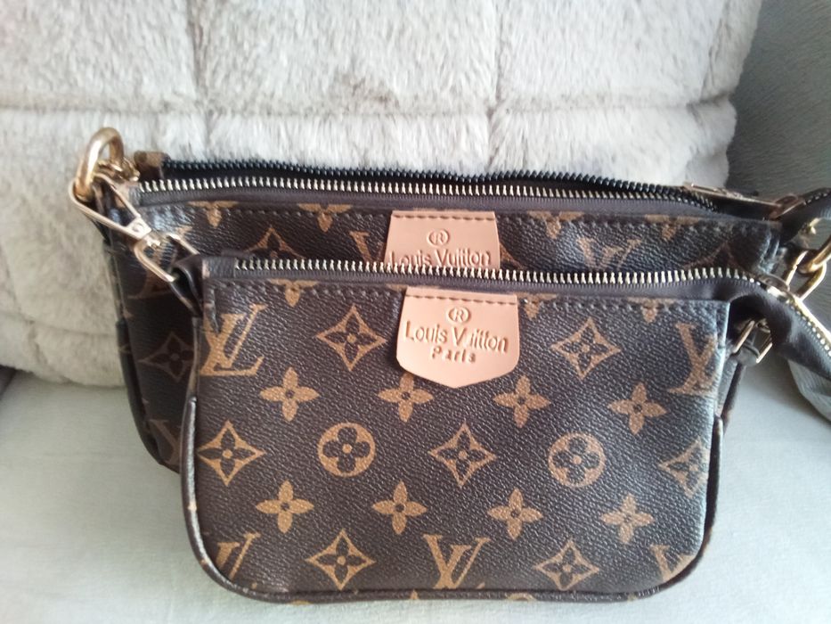 Mala com monograma LV com três acessórios