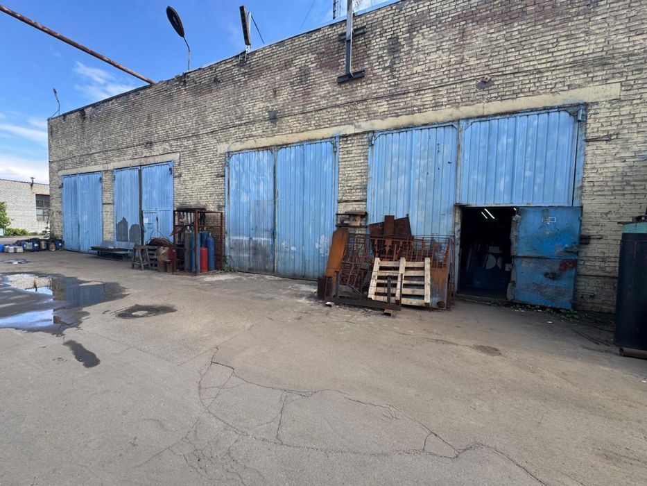 Подол , имущественный комплекс