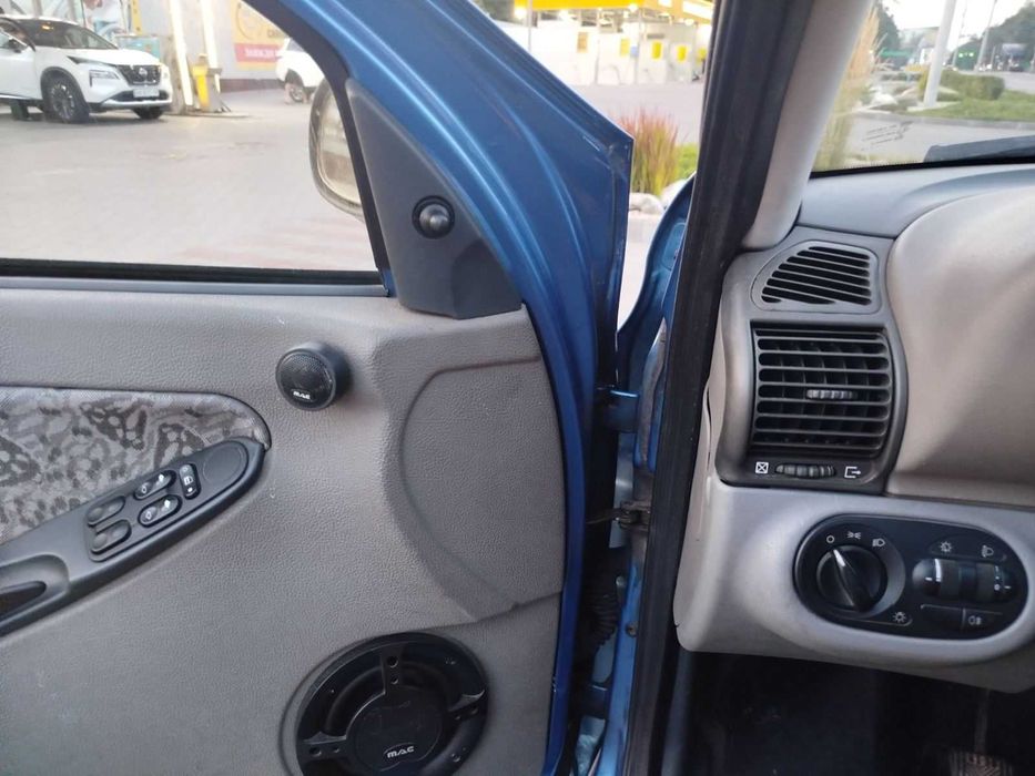 Продам автомобіль Lada Kalina ВАЗ 1118