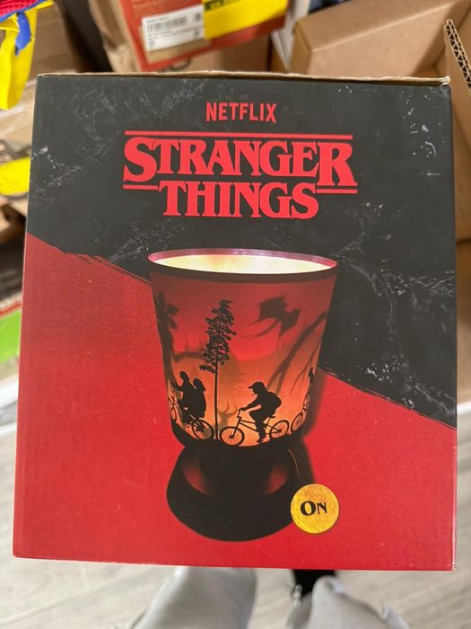 Candeeiro Stranger Things