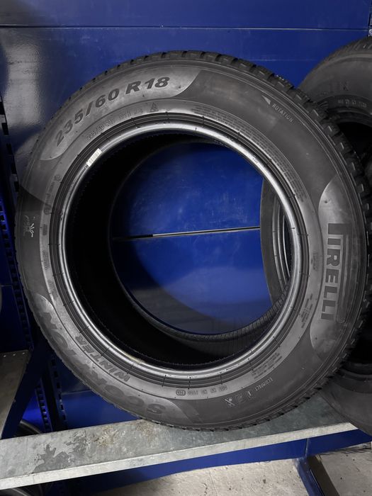 Pirelli Scorpion Hankook I pike RV 11 235/60r18 зимова