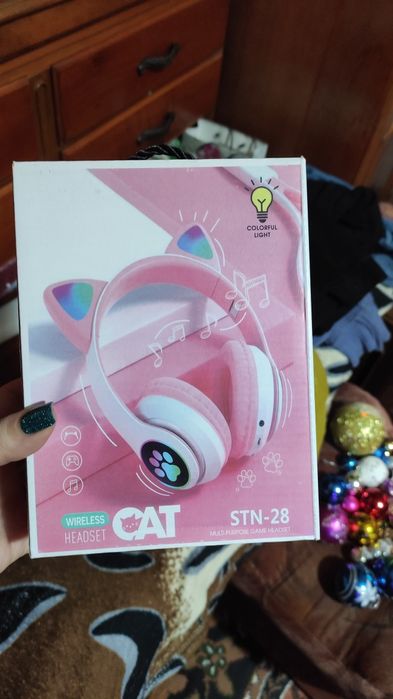 Продам новые наушники