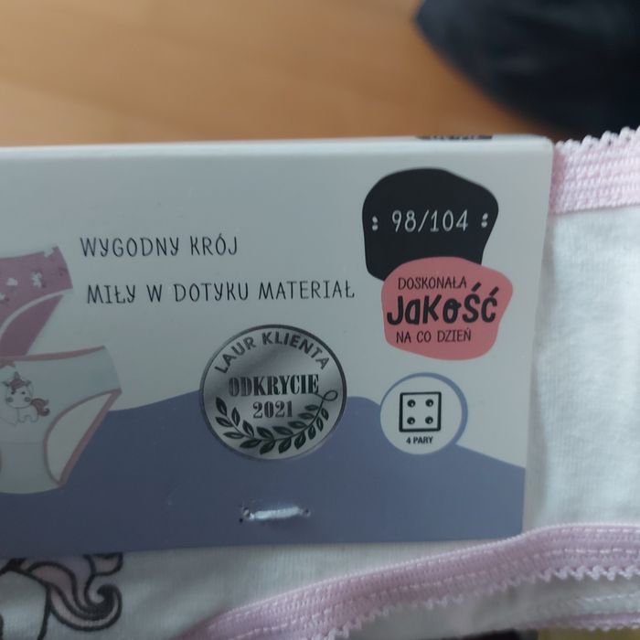 Nowe majteczki 98-104
