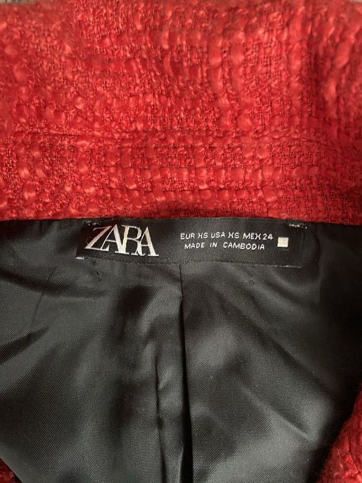 Жіночий піджак ZARA