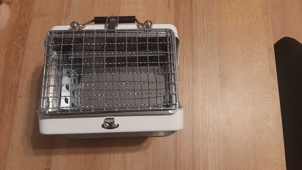 Mini grill przenośny