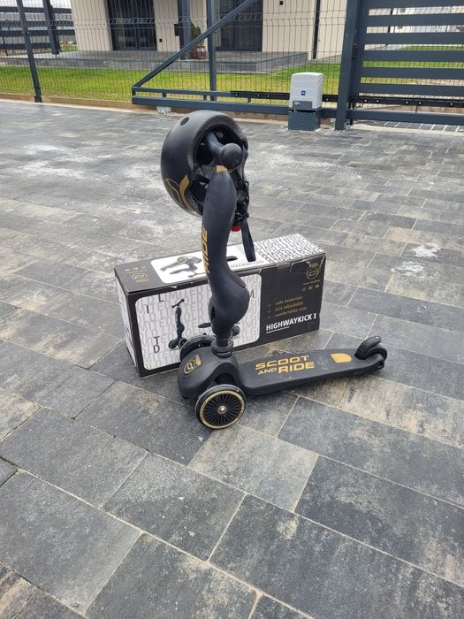 Sprzedam hulajnoge Scoot & Ride z kaskiem