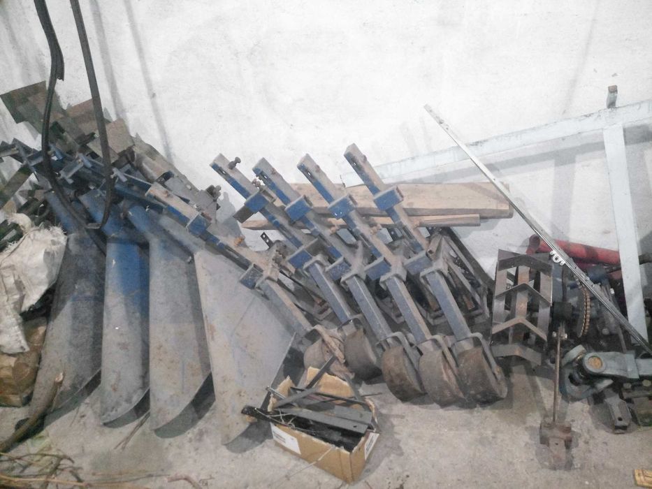 Міні-трактор T240PK