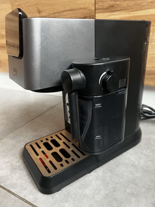 Ekspres kolbowy Beko