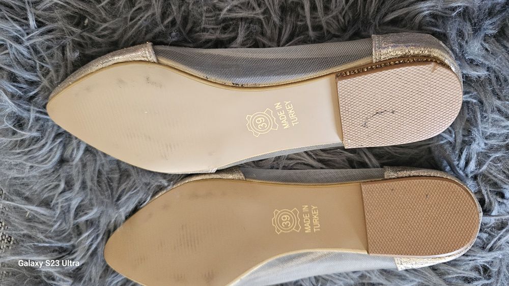 Nowe baleriny z kryształkami 39/24 cm