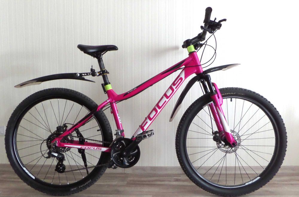 Велосипед гірський жіночий Focus
