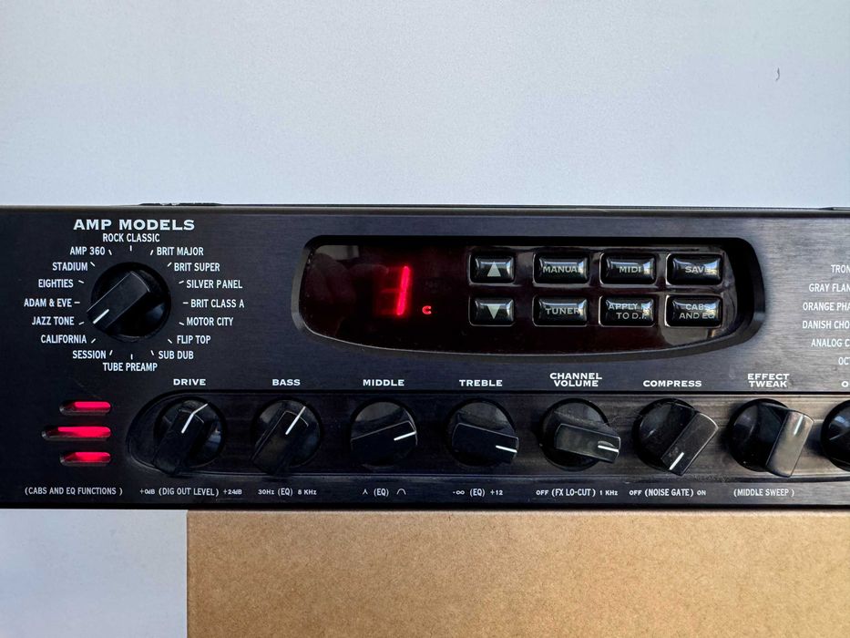 Amplificador Baixo Digital Line6 Bass Pod Pro