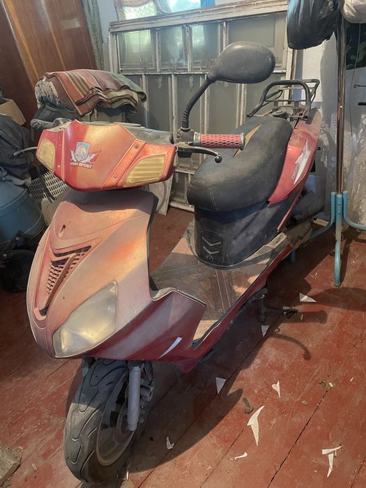 Продам скутер 125 кубіків не на ходу!!! Читайте опис