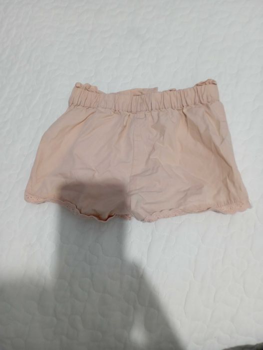 Calções femininos de criança