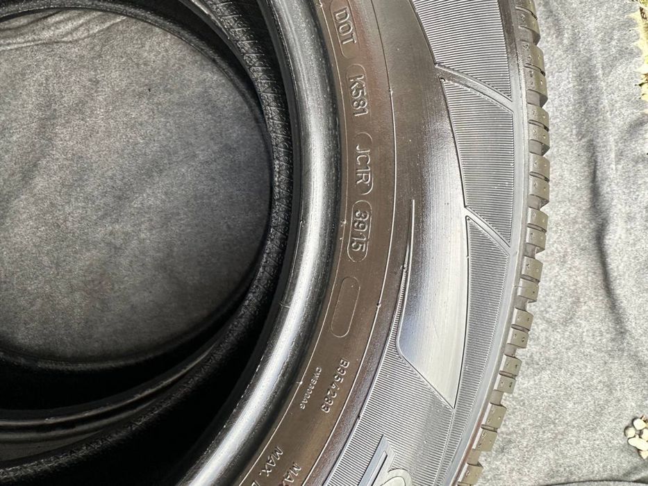 235/65R17 Dunlop zima