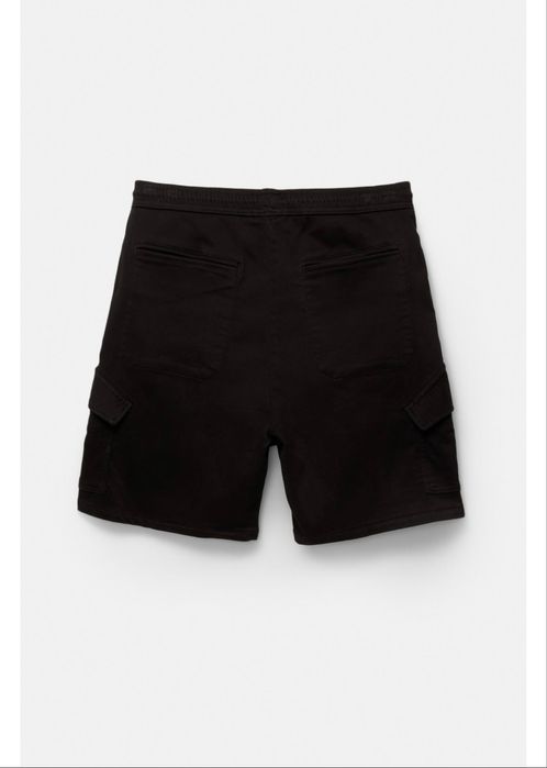 Шорти чоловічі pull&bear