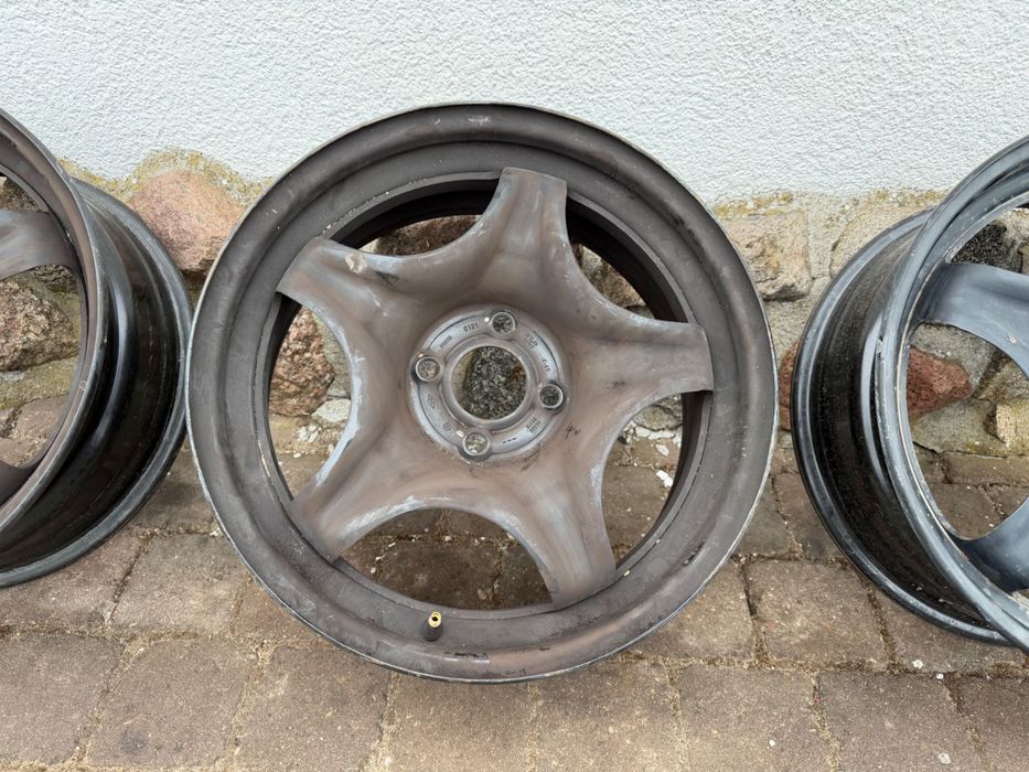 Felgi stalowe 16’strukturalne Renault Dacia 4x100