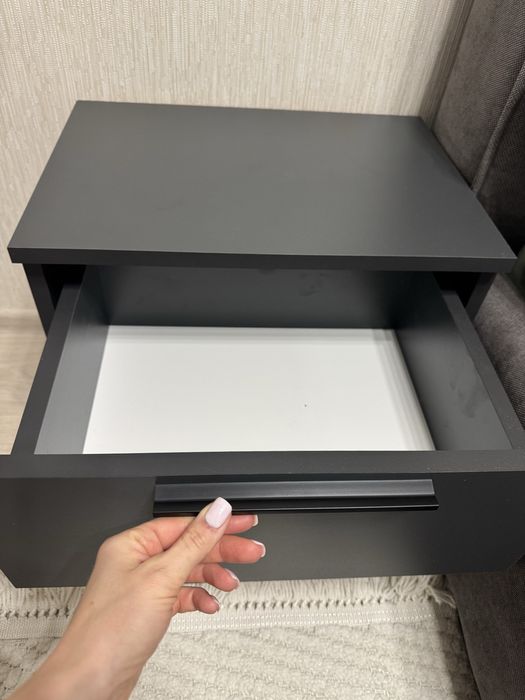 Продам тумбы новые графит