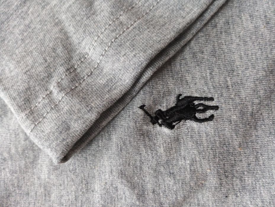 Młodzieżowy t-shirt