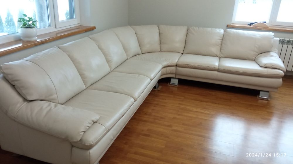 Продам шкіряний диван в гарному стані