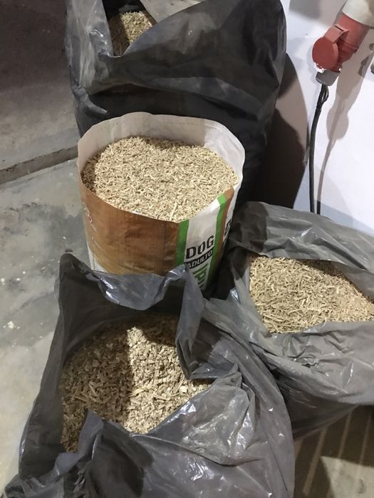 Aparas/Serradura de madeira. Cama para animais.