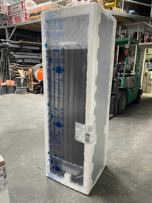 COM FATURA E GARANTIA - Combinado Indesit BI 18A2 D/I