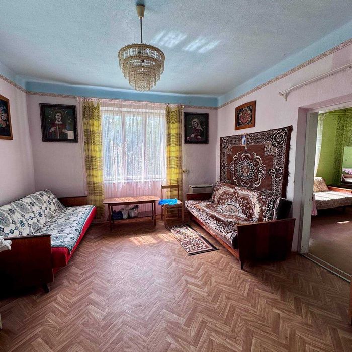Продається будинок біля дністра у селі Золота Липа