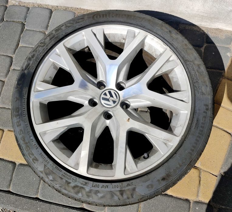 Felga felgi aluminiowa VW 18 Continental 225/45 xl 5x112