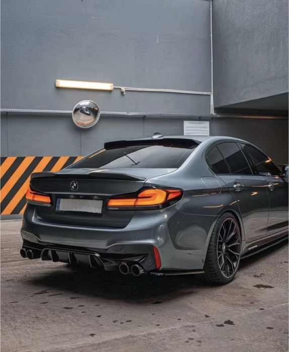 Спойлер BMW 5 G30 17-24 стиль M5 CS / ABS-пластик чорний глянець
