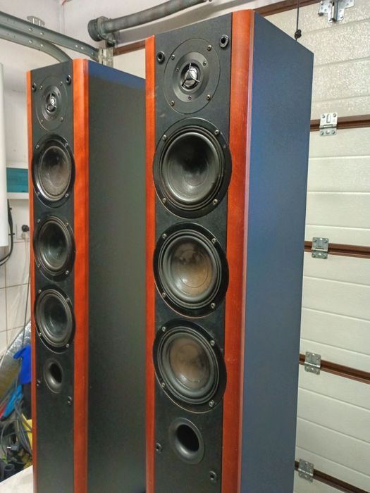 Kolumny Diora Świdnica: Astra 4 VIFA