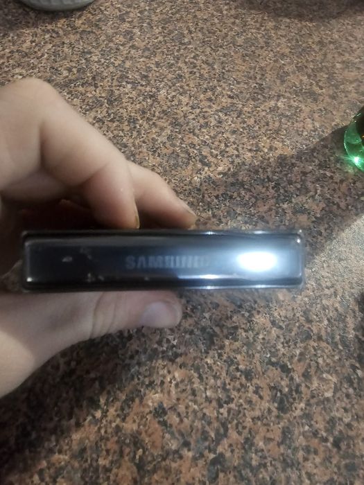 Samsung z flip 5