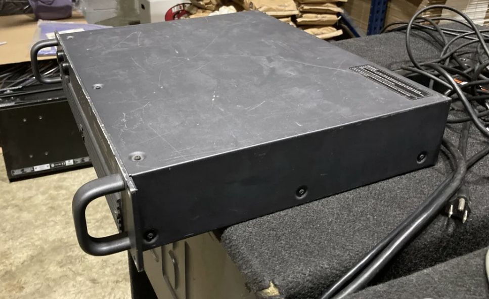 Amplificador Dynacord L1000