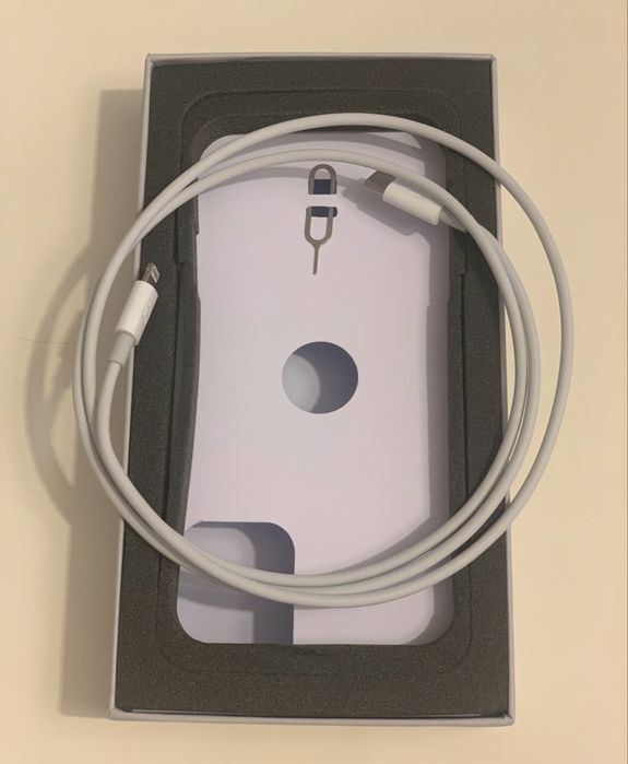 Iphone 12 branco