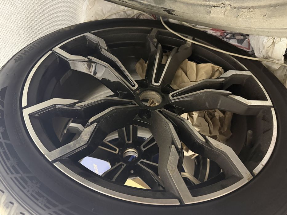 Зимові шини  HANKOOK WINTER I*CEPT Evo 3