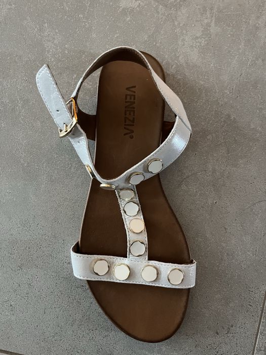 Venezia - nowe sanadly rozkiar 38