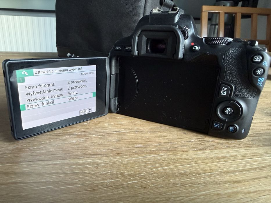 Canon 250D uzywany