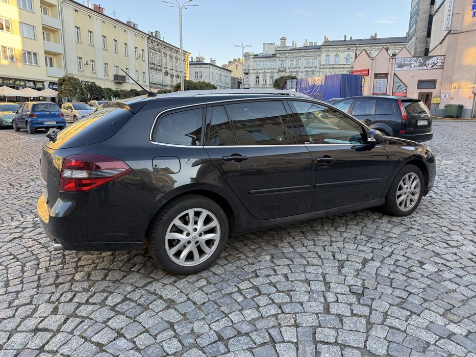 Renault Laguna 2.0 dci автомат 4control