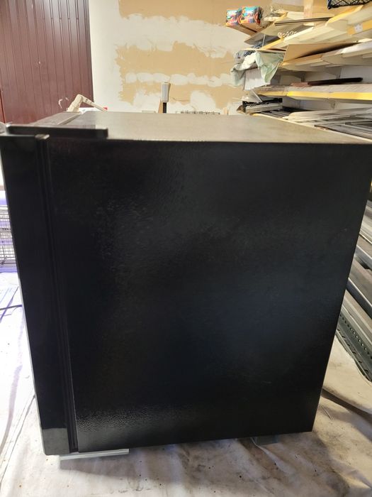 Mała lodówka schładzarka