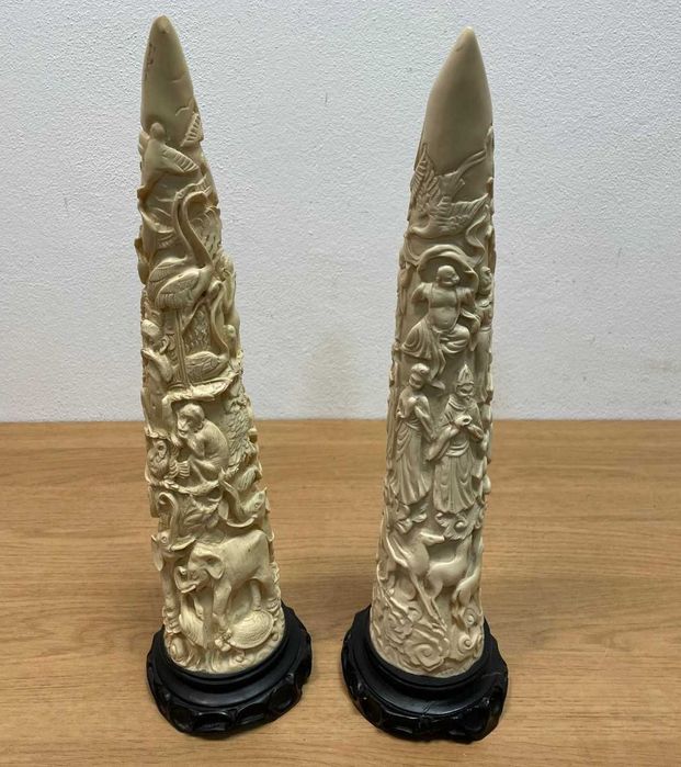 Esculturas antigas em marfinite, formas de dentes de elefante