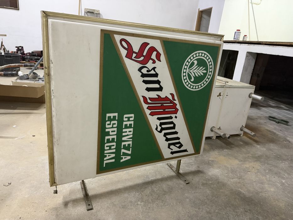 Reclame luminoso vintage cerveja San Miguel