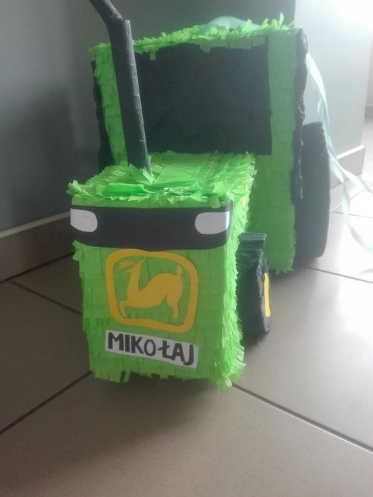 Piniata traktor urodziny