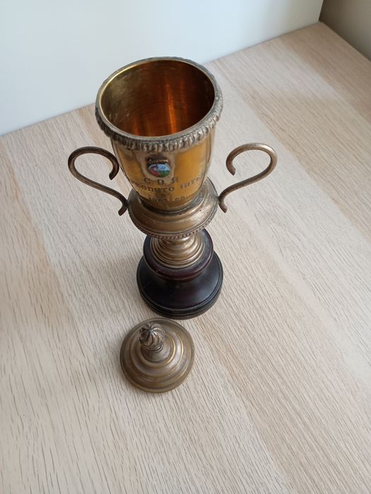 troféu taça de concurso de pesca desportiva dos anos 60