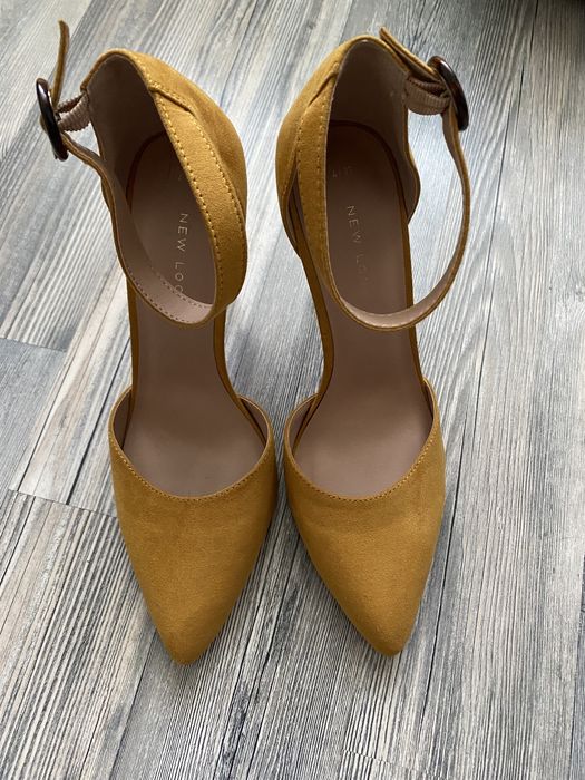 Туфлі/босоніжки лодочки New Look