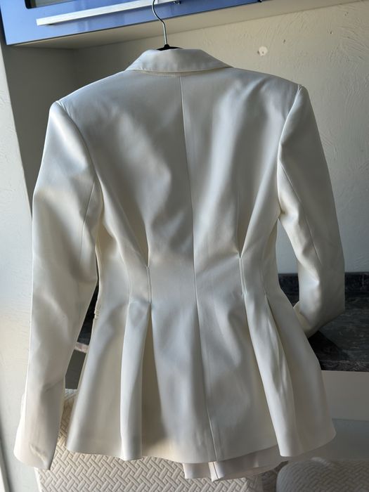 Білий піджак від gepur