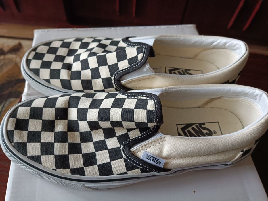 Vansy nowe w kratkę