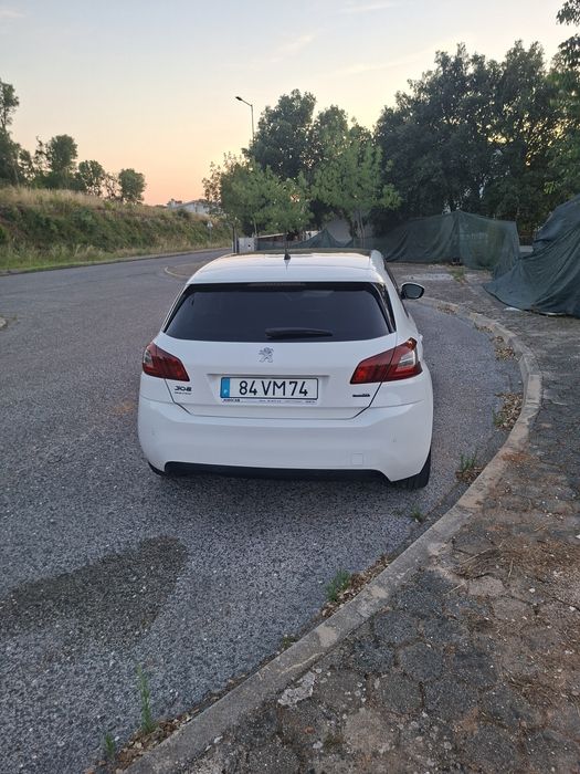 Peugeot 308 Allure 1.6 hdi 120cv 6 Velocidades GPS