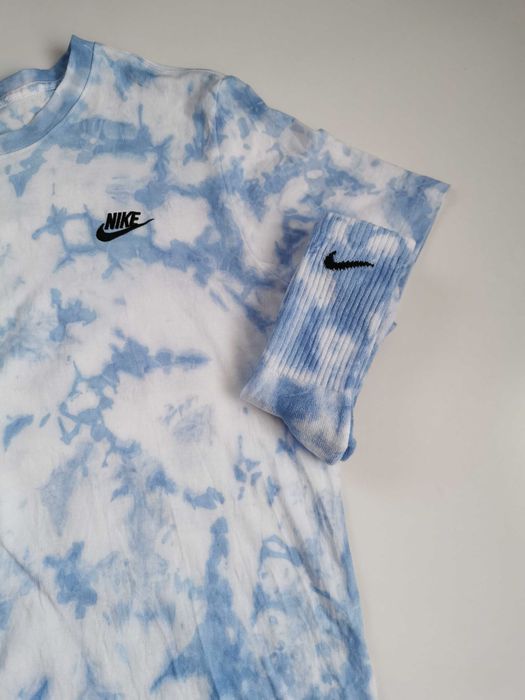 Koszulka *nike* biała niebieska skarpety nike