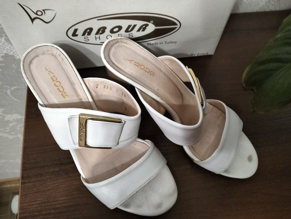 Босоніжки розм.38