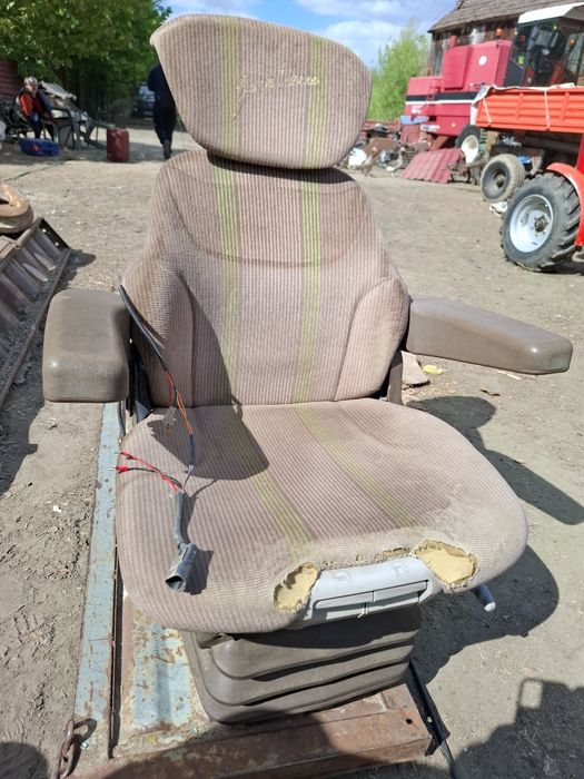 Fotel pneumatyczny 12V Grammer